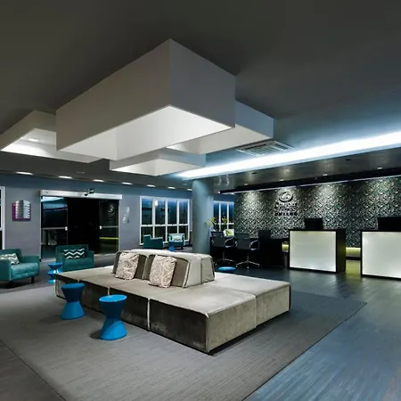 Comfort Suites Flamboyant Goiania-2